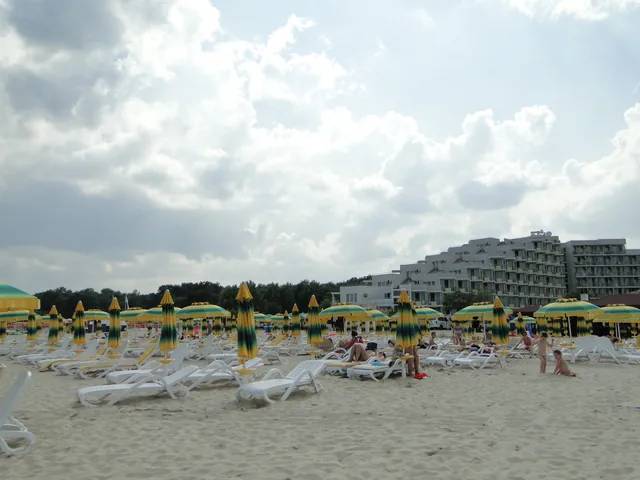 Албена